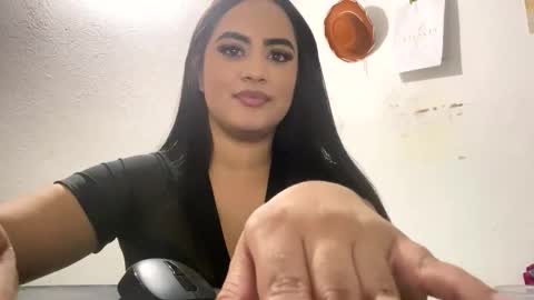 Snapshot of samyrosss6 chatting on 02-07-26, 03:54 Samy online show from 02-07-26, 03:54