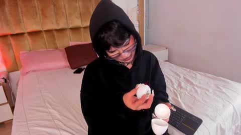 samysharky online show from 09-18-25, 02:08