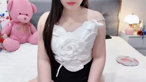 sanami_sian_ online show from 06-26-26, 02:05