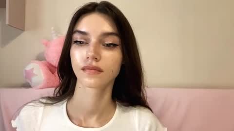 Snapshot of sanatroxell chatting on 06-23-26, 03:54 Shiny online show from 06-23-26, 03:54