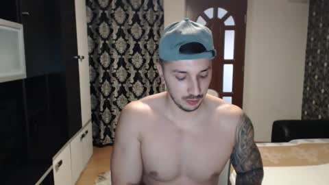 Snapshot of sanchezerik4 chatting on 12-03-24, 12:06 Sanchez Erik online show from 12-03-24, 12:06