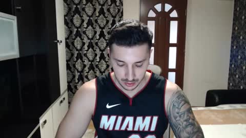 Snapshot of sanchezerik4 chatting on 01-21-25, 06:54 Sanchez Erik online show from 01-21-25, 06:54