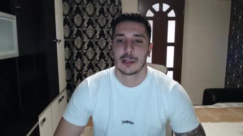 Snapshot of sanchezerik4 chatting on 01-24-25, 08:02 Sanchez Erik online show from 01-24-25, 08:02