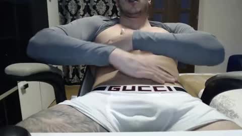 Snapshot of sanchezerik4 chatting on 02-05-25, 03:31 Sanchez Erik online show from 02-05-25, 03:31