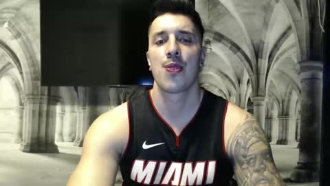 Snapshot of sanchezerik4 chatting on 02-12-25, 04:00 Sanchez Erik online show from 02-12-25, 04:00