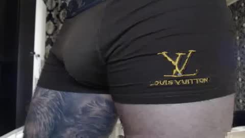 Snapshot of sanchezerik4 chatting on 02-24-25, 12:48 Sanchez Erik online show from 02-24-25, 12:48
