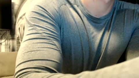Snapshot of sanchezerik4 chatting on 06-28-26, 10:27 Sanchez Erik online show from 06-28-26, 10:27