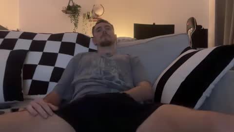 Snapshot of sandb250 chatting on 03-11-25, 10:31 sandb250 online show from 03-11-25, 10:31