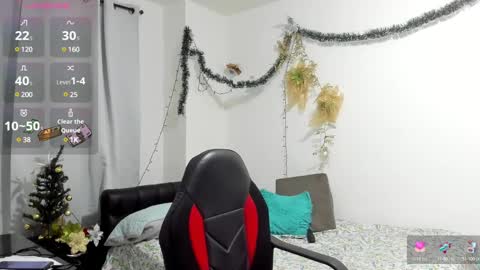 Sanddi  online show from 12-17-24, 08:10