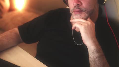 Sanders online show from 03-09-25, 11:56