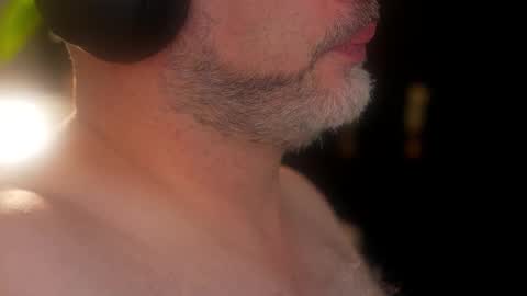 Sanders online show from 09-18-25, 01:57