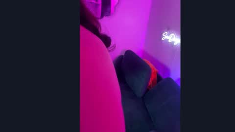 Snapshot of sandiego8383 chatting on 09-22-25, 08:00 sandiego8383 online show from 09-22-25, 08:00