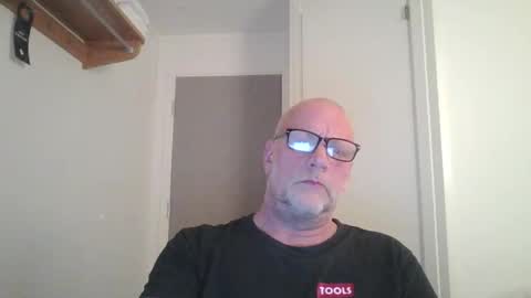 Snapshot of sandnesrune523 chatting on 03-15-26, 05:30 sandnesrune523 online show from 03-15-26, 05:30