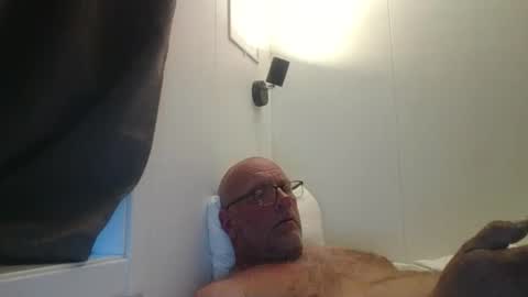 Snapshot of sandnesrune523 chatting on 04-17-26, 06:55 sandnesrune523 online show from 04-17-26, 06:55