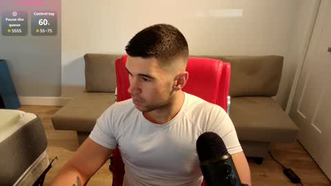 Snapshot of sandow_ chatting on 09-12-25, 03:12 Sandow online show from 09-12-25, 03:12