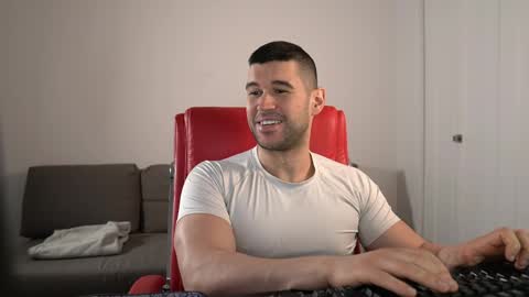 Snapshot of sandow_ chatting on 05-27-26, 03:53 Sandow online show from 05-27-26, 03:53