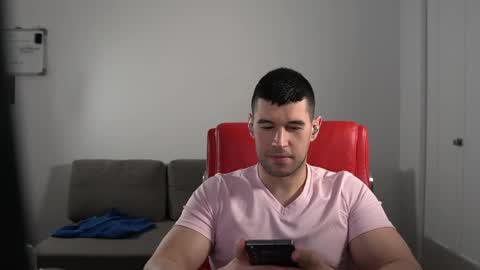 Snapshot of sandow_ chatting on 06-01-26, 08:43 Sandow online show from 06-01-26, 08:43