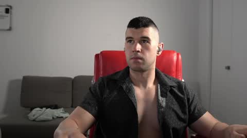 Snapshot of sandow_ chatting on 06-04-26, 08:15 Sandow online show from 06-04-26, 08:15