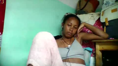 sandra1253099 online show from 10-02-25, 06:59