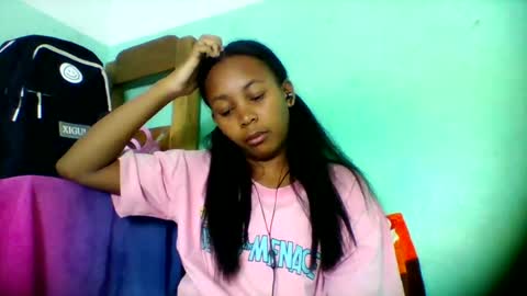 sandra1253099 online show from 06-12-26, 07:07