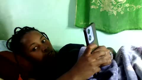 sandra1253099 online show from 07-21-26, 08:11