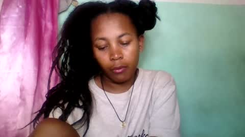 sandra1253099 online show from 07-26-26, 05:59