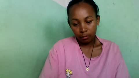 sandra1253099 online show from 08-03-26, 04:00