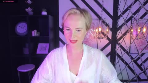 Sandra online show from 01-30-25, 05:09