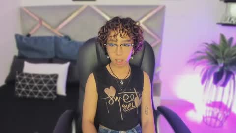 SANDRA online show from 05-26-26, 02:40