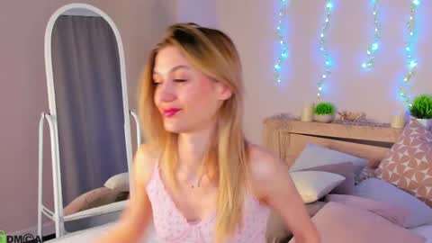 sandraa_anderson online show from 04-21-26, 12:12