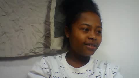 Snapshot of sandraalyd chatting on 07-25-26, 08:12 sandraalyd online show from 07-25-26, 08:12