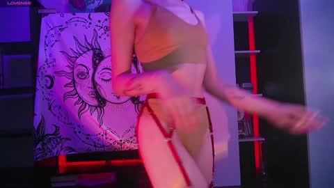 Sandy  online show from 12-06-24, 02:02