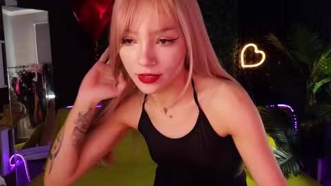 Sandy  online show from 03-02-25, 08:16