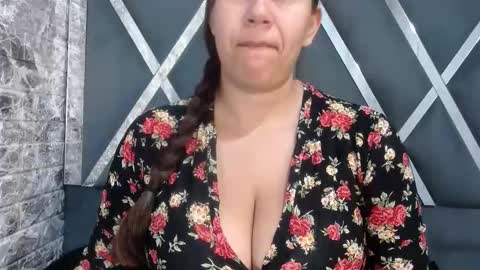 Snapshot of sandraclarkx69 chatting on 02-05-25, 12:06 sandraclarkx69 online show from 02-05-25, 12:06