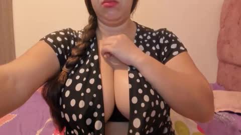 Snapshot of sandraclarkx69 chatting on 05-13-26, 12:57 sandraclarkx69 online show from 05-13-26, 12:57