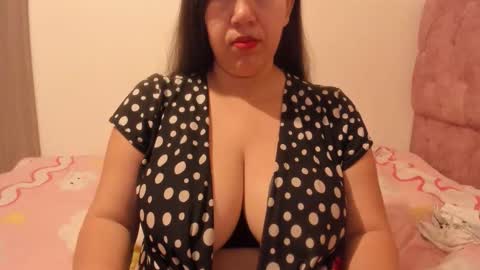 Snapshot of sandraclarkx69 chatting on 05-25-26, 12:22 sandraclarkx69 online show from 05-25-26, 12:22