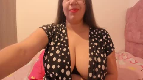 Snapshot of sandraclarkx69 chatting on 06-27-26, 10:42 sandraclarkx69 online show from 06-27-26, 10:42