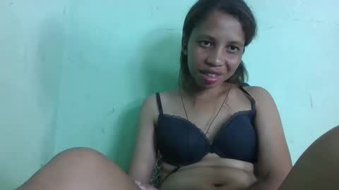 sandrinah788632 online show from 04-28-26, 04:23