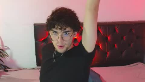 Snapshot of sandro_vitali chatting on 10-10-25, 08:35 sandro_vitali online show from 10-10-25, 08:35