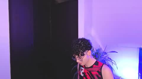 Snapshot of sandro_vitali chatting on 10-24-25, 08:22 sandro_vitali online show from 10-24-25, 08:22