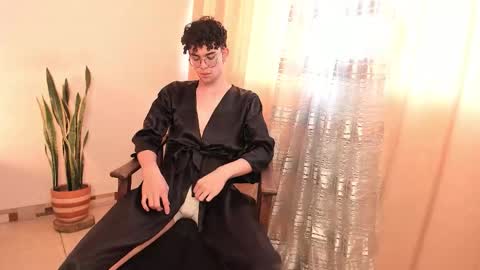 Snapshot of sandro_vitali chatting on 10-26-25, 11:38 sandro_vitali online show from 10-26-25, 11:38