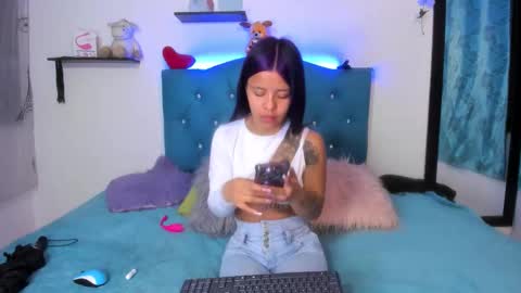 Snapshot of sandy_ass_69 chatting on 12-02-25, 02:39 Sandy ass 69 online show from 12-02-25, 02:39