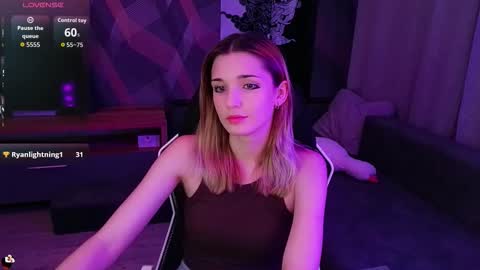 sandy_belle88 online show from 09-25-25, 07:39