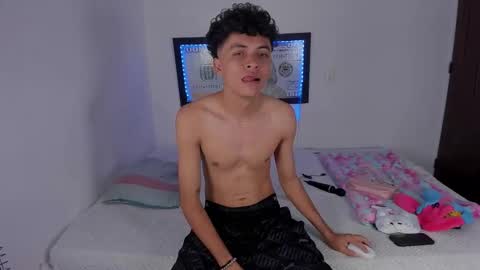 Snapshot of sandy_straw chatting on 03-04-26, 05:08 sandy_straw online show from 03-04-26, 05:08