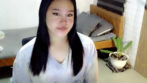 Snapshot of sangre_danaya chatting on 09-30-25, 11:04 DANAYA online show from 09-30-25, 11:04