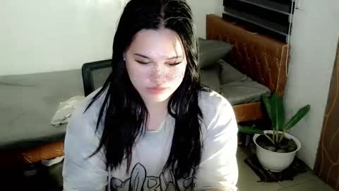 Snapshot of sangre_danaya chatting on 10-01-25, 11:05 DANAYA online show from 10-01-25, 11:05
