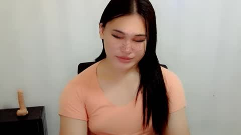 Snapshot of sangre_danaya chatting on 10-11-25, 01:27 DANAYA online show from 10-11-25, 01:27