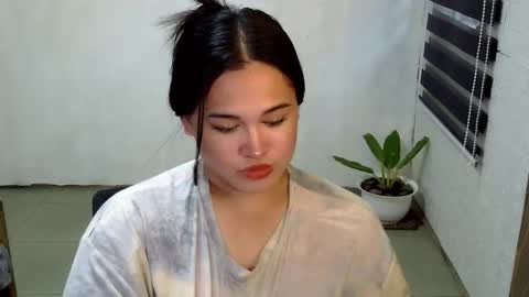 Snapshot of sangre_danaya chatting on 10-18-25, 02:03 DANAYA online show from 10-18-25, 02:03