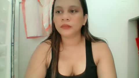 Snapshot of sangrealena4u chatting on 11-24-25, 05:34 sangrealena4u online show from 11-24-25, 05:34
