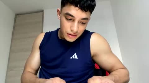 Snapshot of santi36rt chatting on 06-26-26, 10:58 santi36rt online show from 06-26-26, 10:58